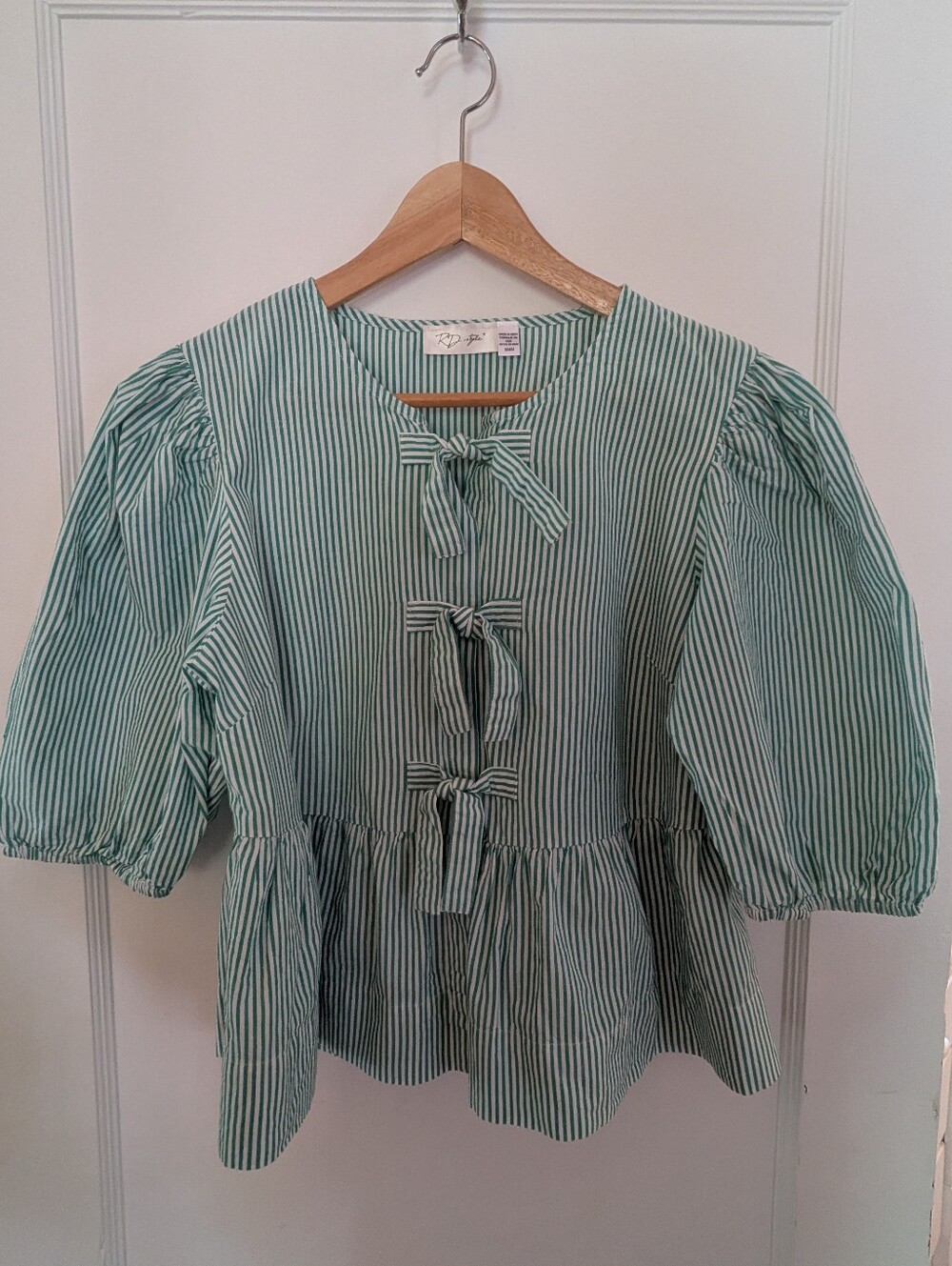 RD Style Striped Bow Top